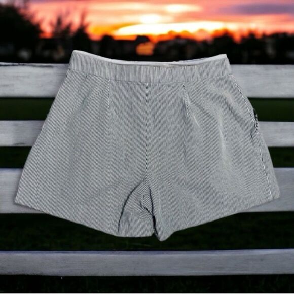 Banana Republic Factory Shorts Striped 100 Cotton High Waist Tailored Size 2 - Picture 14 of 16
